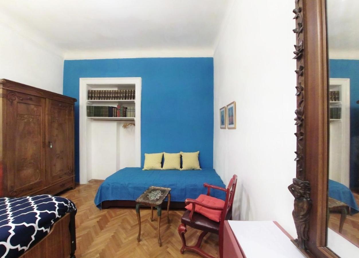 Casa Antica - Historical Apartment In Old City Center Triest Pokój zdjęcie